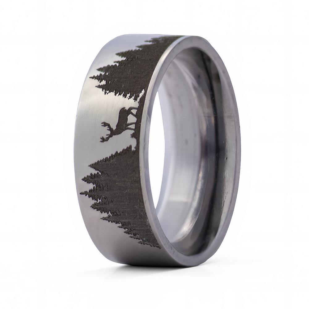 Deer & Forest Engraved Tantalum Ring – 8mm