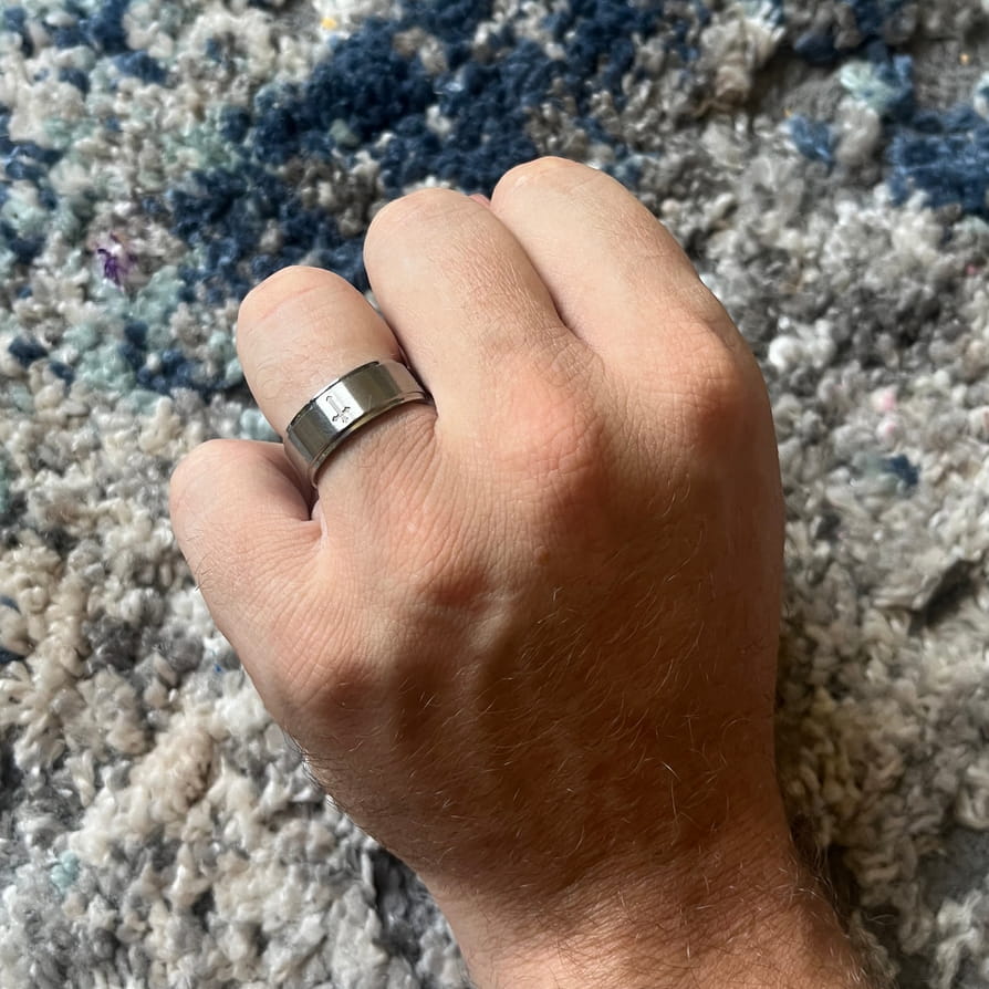 Mens Cross Ring - Titanium 8mm 