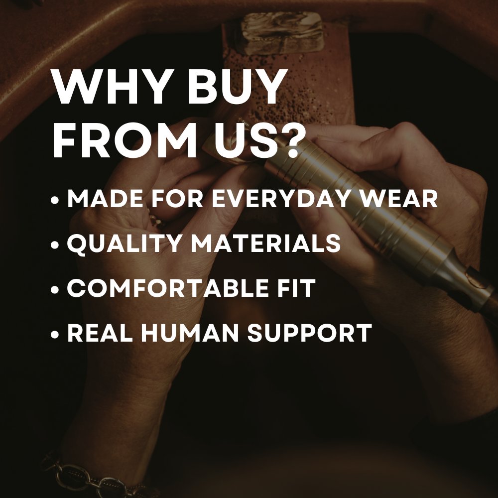 Deer Track Ring with Black Diamond 