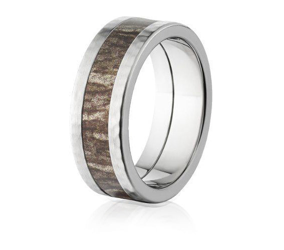 Hammered Edge Mossy Oak Camo Ring - 8mm - Camo Ever After