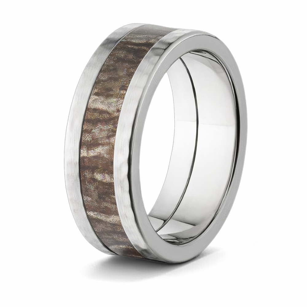 Hammered Edge Mossy Oak Camo Ring - 8mm 