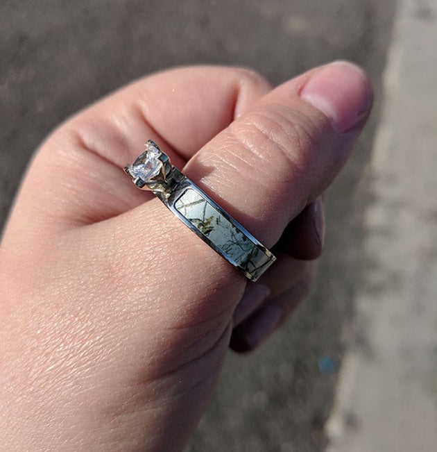 Realtree AP Snow Camo Engagement Ring 1CT - 6mm 