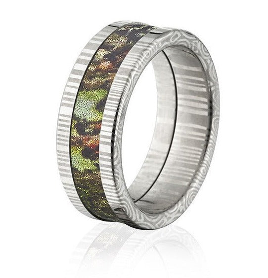 Damascus Steel Ring with Mossy Oak Inlay - 8mm Flat - Camo Ever After